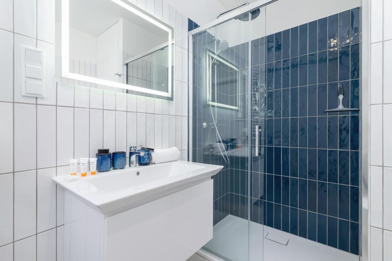 City Studio With Ac Czarnowiejska By Renters Cracovie Extérieur photo